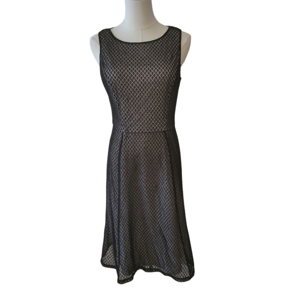 Adrianna‎ Papell Black Lace Mesh Overlay Dress Size 4